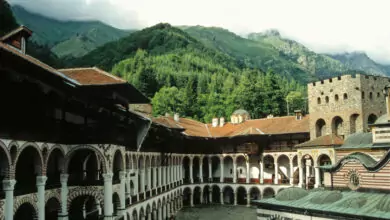 Светли петък след Великден