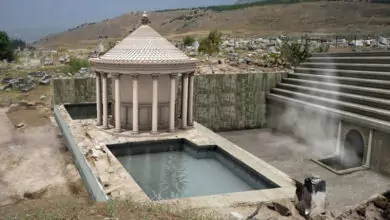 Вратата към Ада