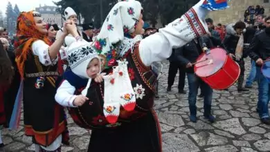 Бабинден - празник