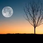 Магия за късмет при пълнолуние