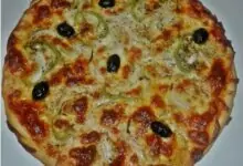 Пица с шунка и кашкавал с домашно приготвено тесто