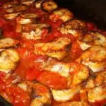 Скумрия с доматен сос на фурна