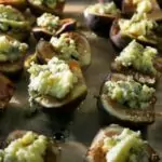 Запечени смокини с мед и сирене