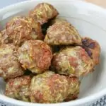 Печени кюфтенца с кайма и тиквички