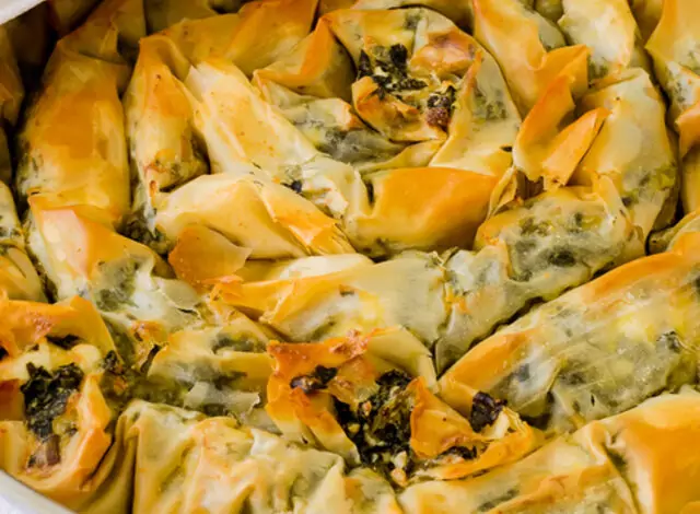 Баница със спанак и праз