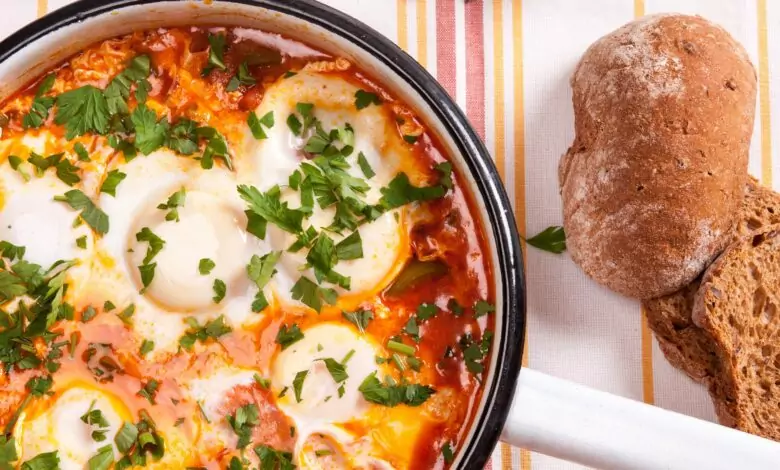 Доматен сос и яйца