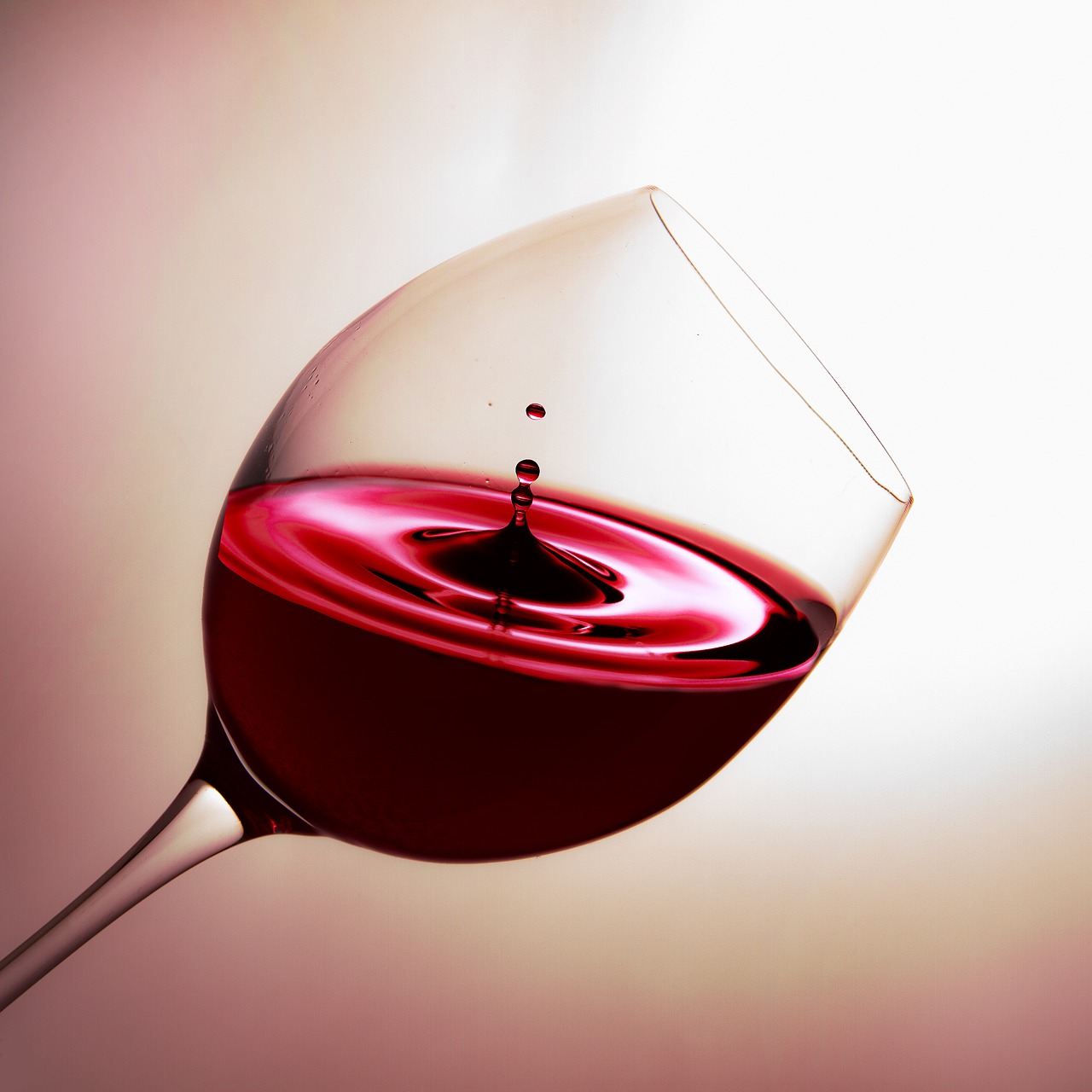 Червеното вино - елексир на младостта
