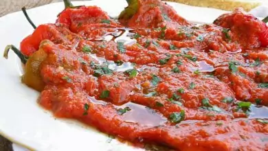 Печени чушки с доматен сос