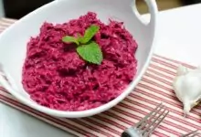 Салата с чербено цвекло и майонеза