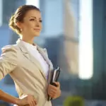 Упражнения за топене на коремни мазнини които може да правите в офиса