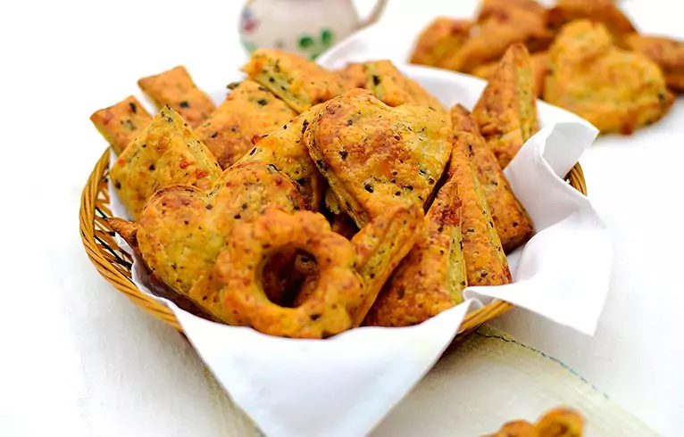 соленкаци с маслини