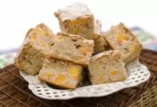 сладкиш с праскови