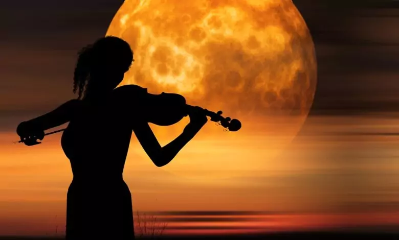 какво се прави при пълнолуние?