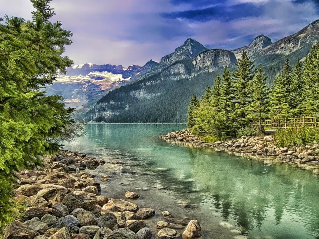 Лекове с езерна вода и горски въздух - вода Лекове с езерна вода и горски въздух - вода