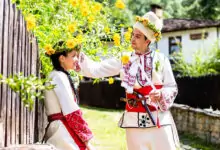 младоженци