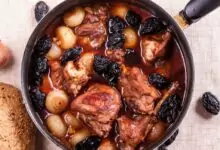 свинско месо и сини сливи