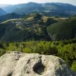 Свещен енергиен триъгълник прави чудеса в Родопите