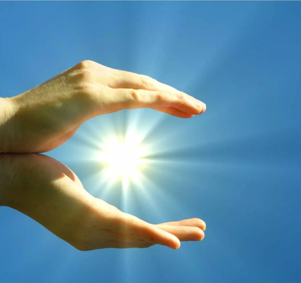 Маски глезят ръцете Маски глезят ръцете