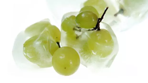 замразено пияно грозде