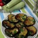 Патладжани с чесън