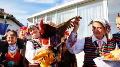 обичаи за Петльовден