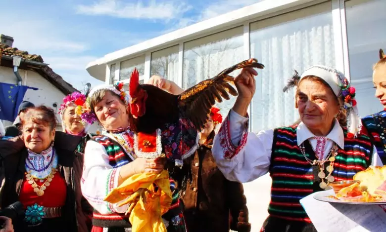 обичаи за Петльовден