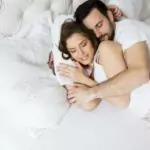 Постоянният партньор удължава живота и подобрява съня