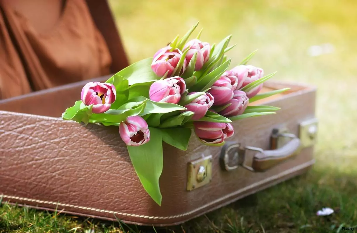 Именни дни през Април