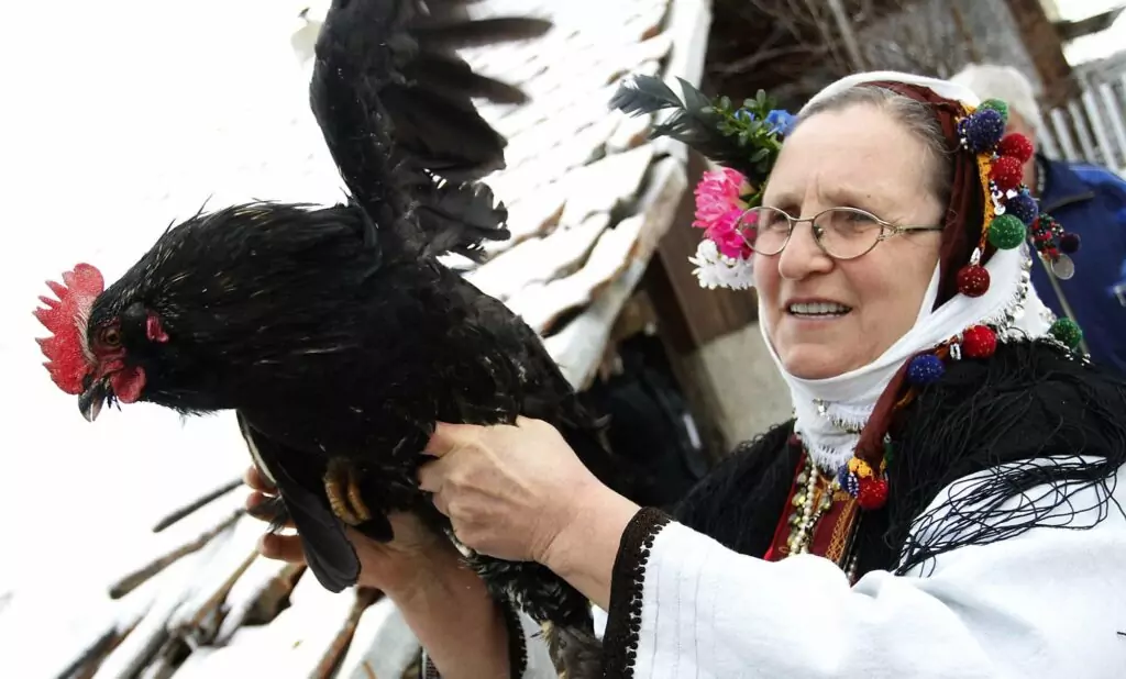 Обичаи и трапеза на Петльовден Обичаи и трапеза на Петльовден