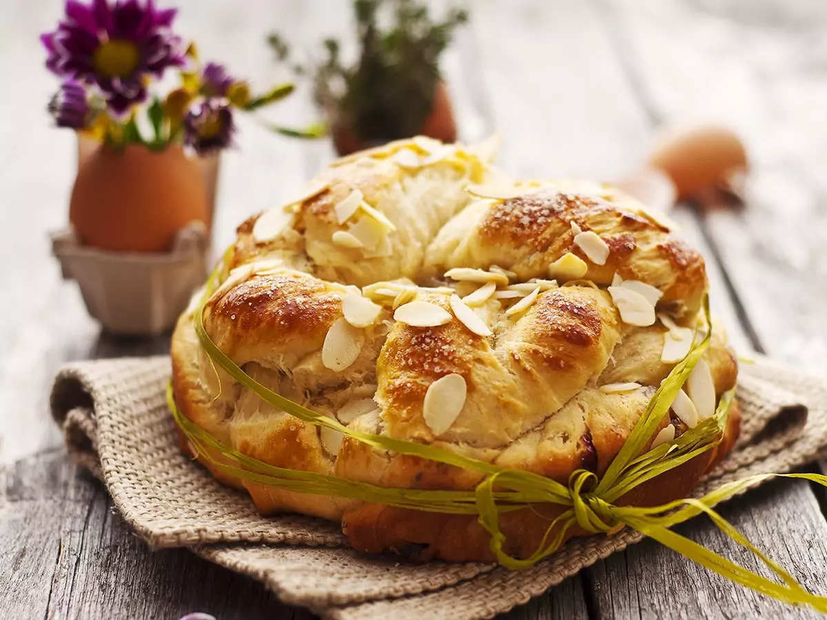 Великденска трапеза