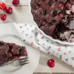 Какаов черешов кейк