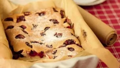 Черешова шарлота