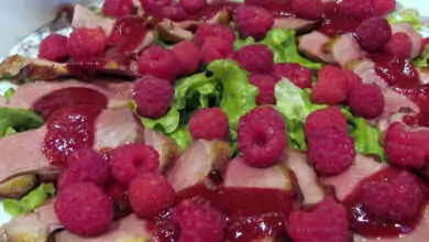 Патешко магре със сос от малини