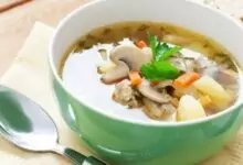 супа с кисело зеле и гъби