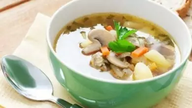 супа с кисело зеле и гъби