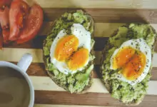 тост с авокадо