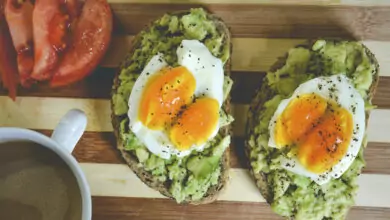 тост с авокадо