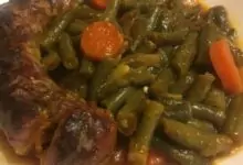 Зелен фасул с наденица