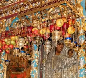 Тази икона дарява бебета на двойки с проблеми при зачеване