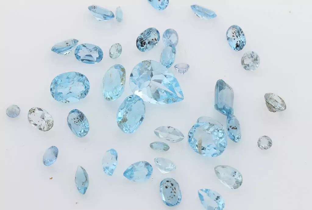 Топаз през октомври Топаз през октомври