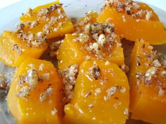 Тиква с орехи