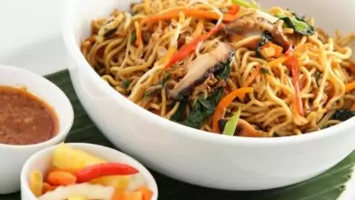 китайски спагети със зеленчуци