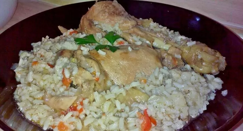 Петел с ориз