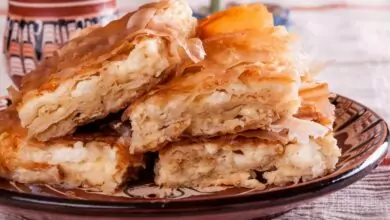 Баница с извара и мас