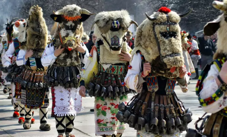 сирни заговезни кукери, обичаи