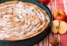 баница с ябълки