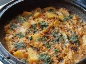 картофи и ориз в гърне