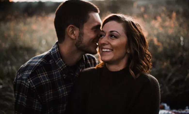 връзка с по-млад мъж